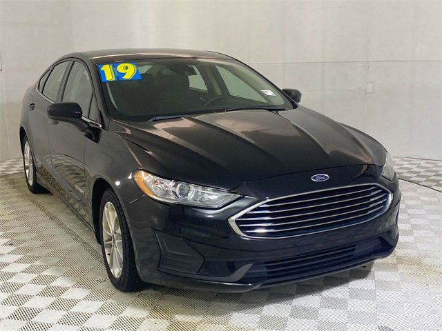 Used 2019 Ford Fusion SE