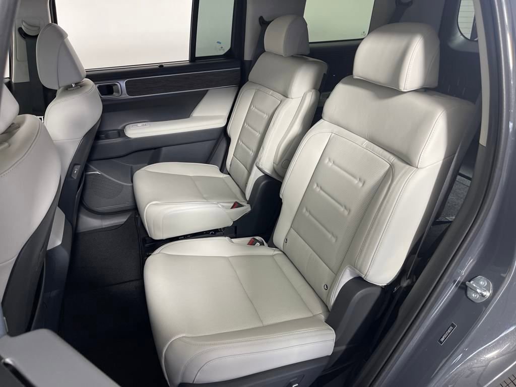 New 2026 Hyundai Santa Fe Calligraphy image 13