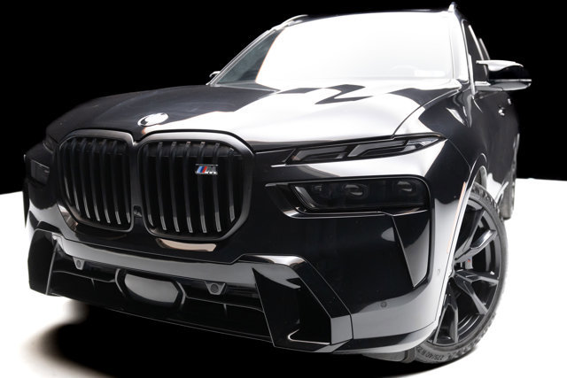 Used 2024 BMW X7 M60i w/ Executive Package image 25