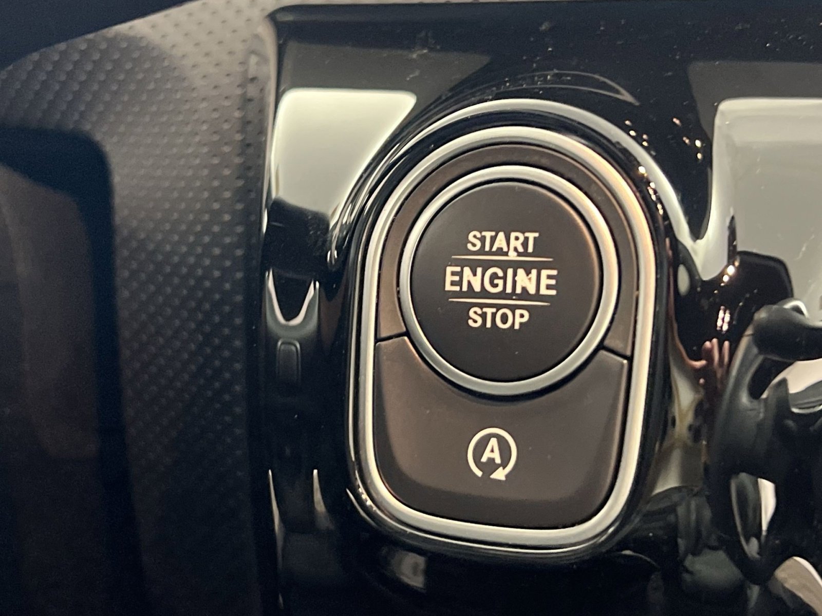 Used 2019 Mercedes-Benz A 220 4MATIC image 34