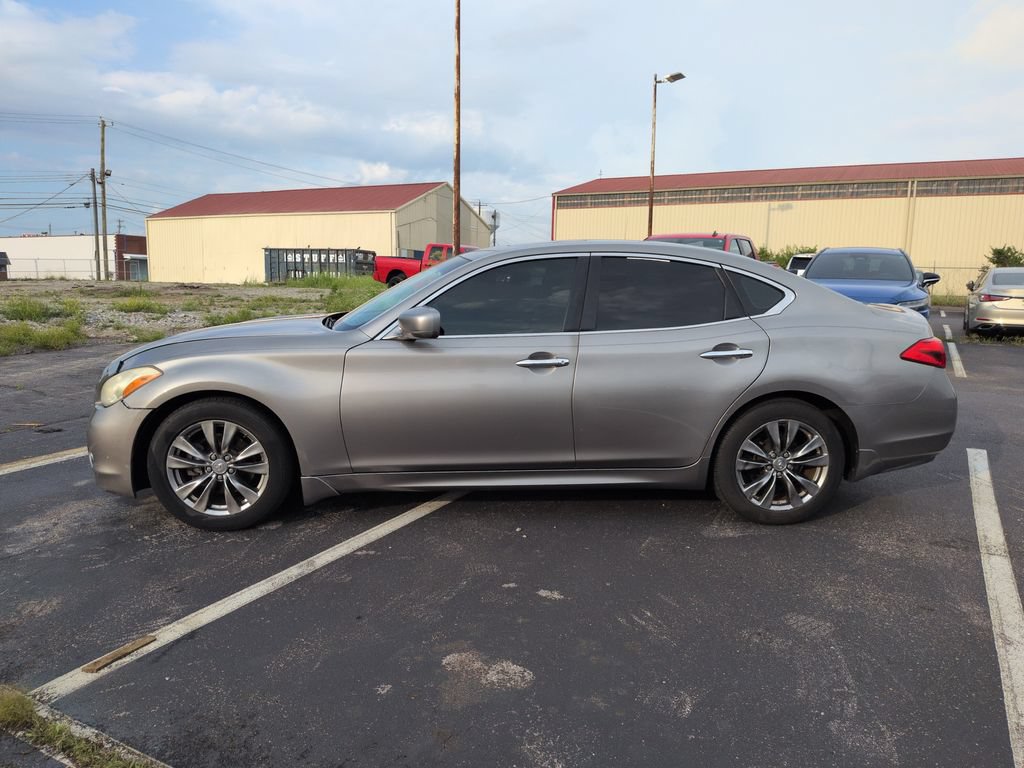 Used 2013 INFINITI M37 w/ Premium Pkg RWD image 3
