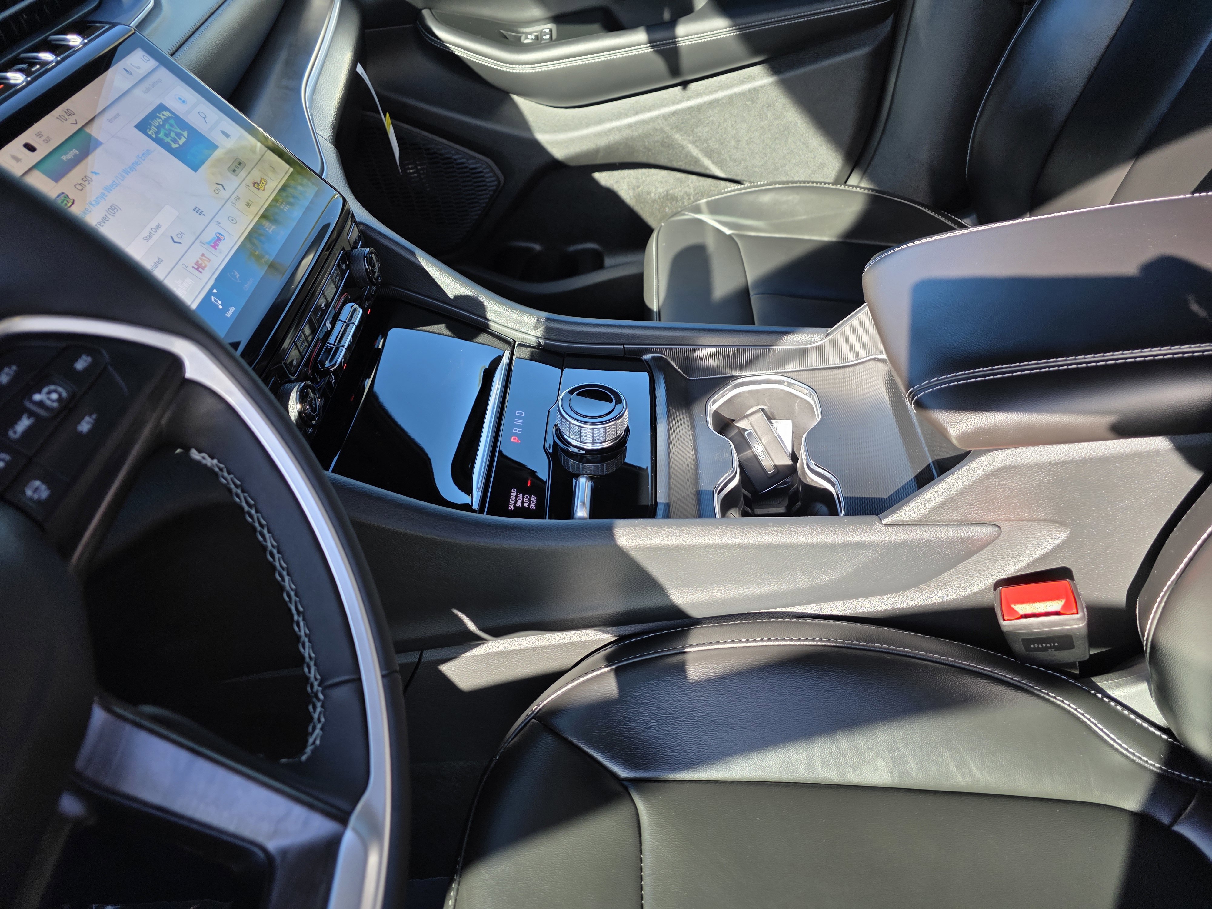 New 2025 Jeep Grand Cherokee L Limited image 13