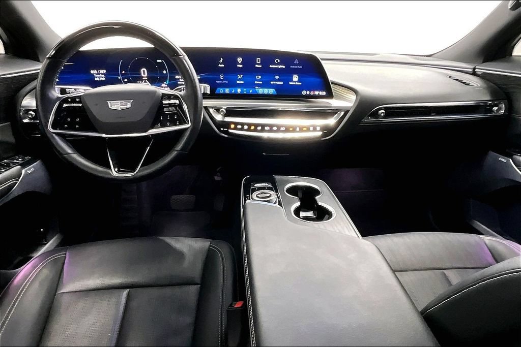 Used 2023 Cadillac Lyriq 2WD image 17