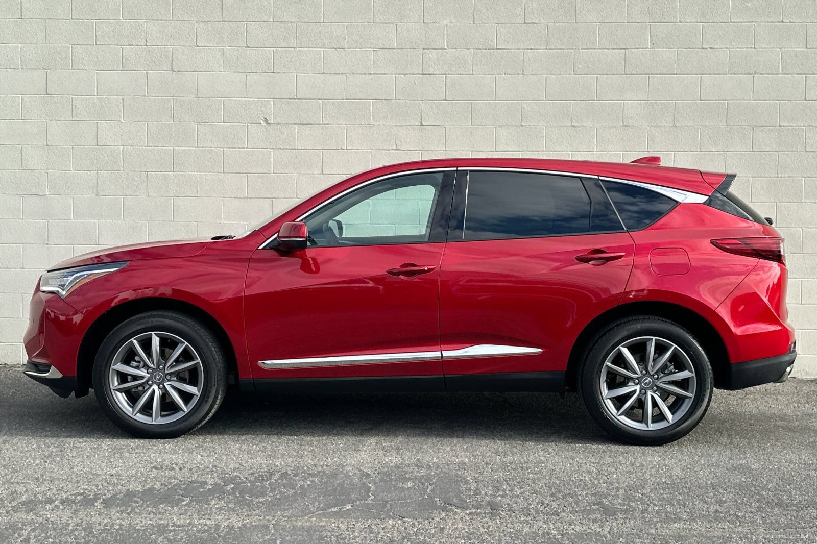Used 2023 Acura RDX w/ Technology Package FWD image 7