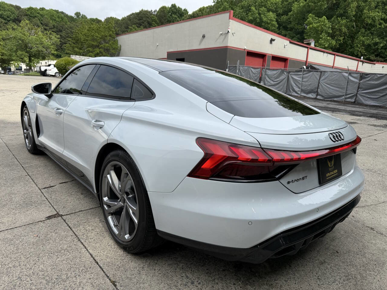Used 2023 Audi e-tron GT Premium Plus AWD/4WD image 3