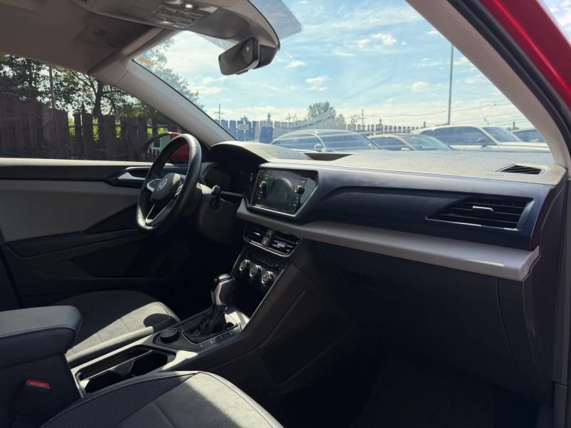 Used 2022 Volkswagen Taos SE AWD/4WD image 30