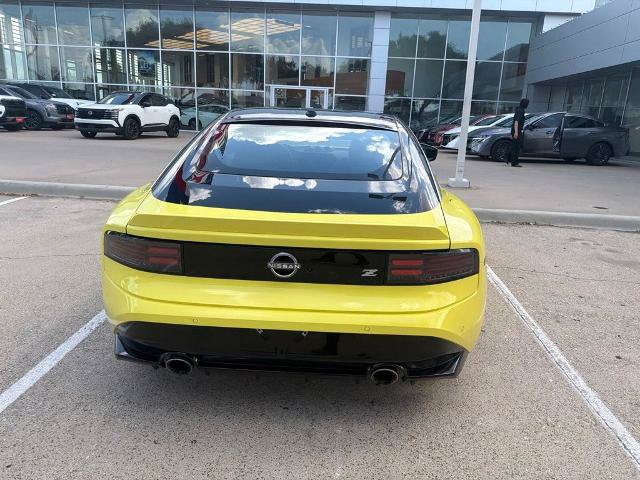 Certified 2024 Nissan Z Performance w/ Floor Mat Package RWD image 7