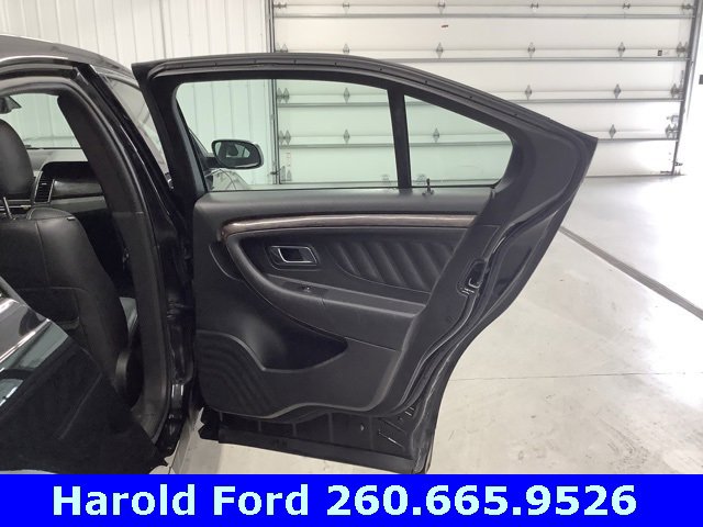 Used 2017 Ford Taurus Limited image 8