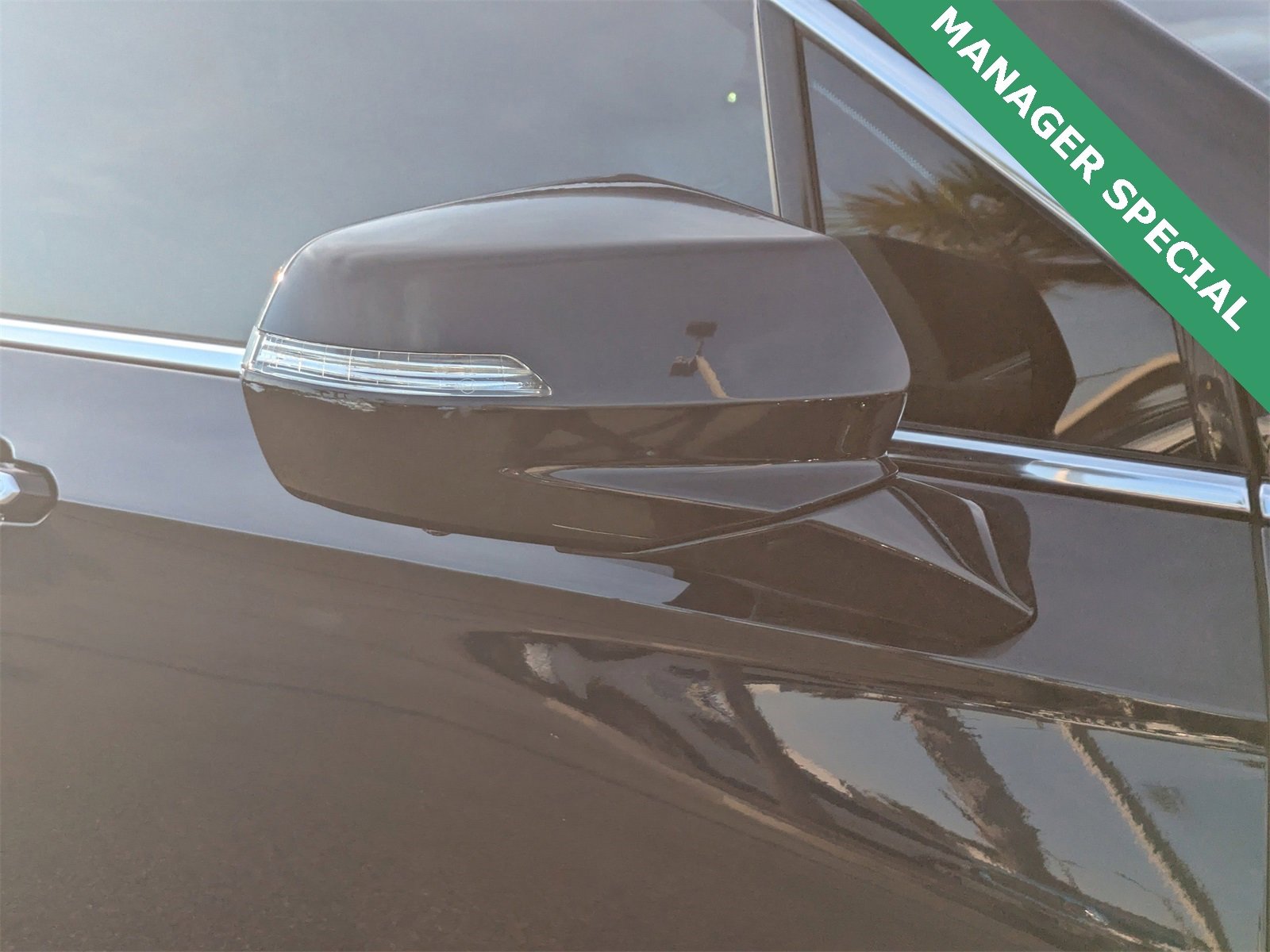 Used 2022 Cadillac XT6 Premium Luxury w/ Technology Package image 11