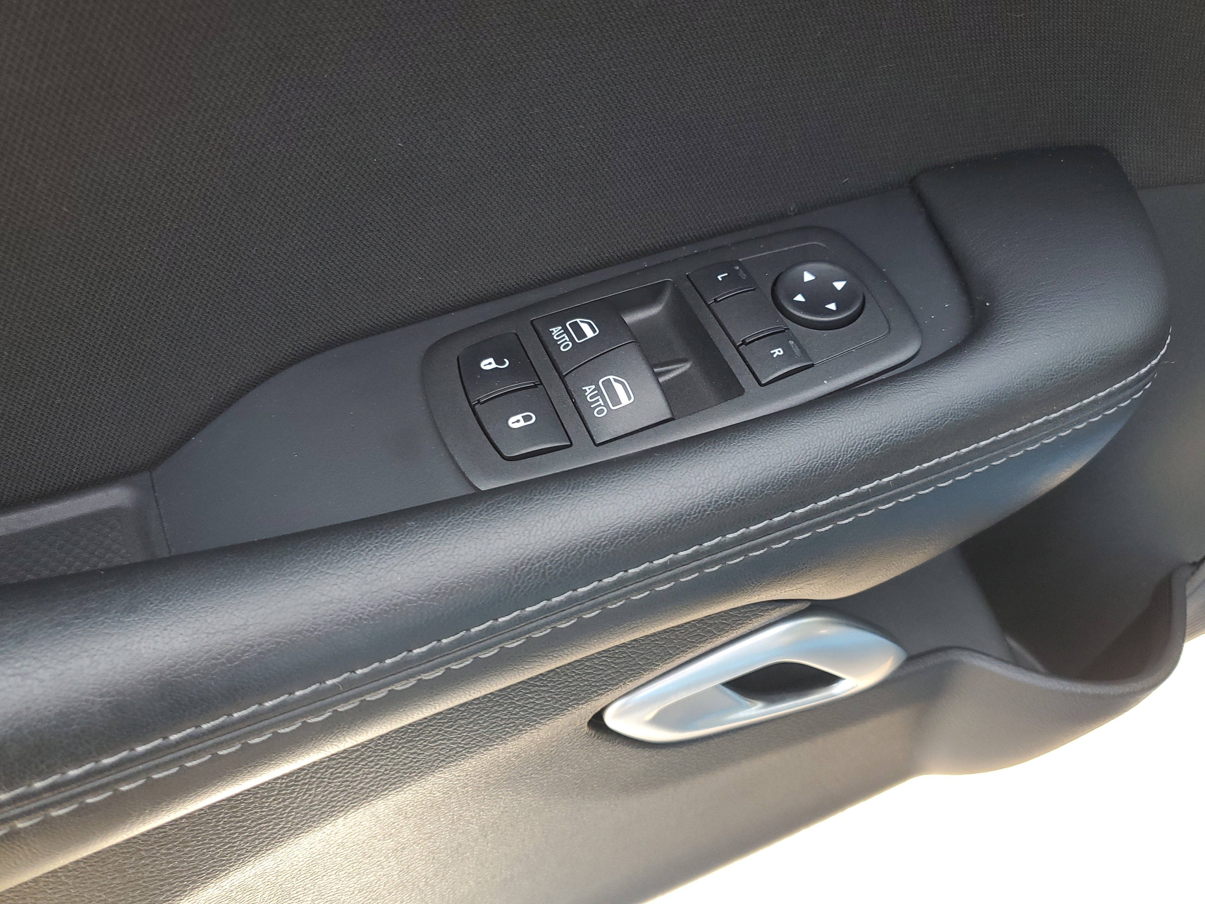 Used 2023 Dodge Challenger R/T Scat Pack image 10