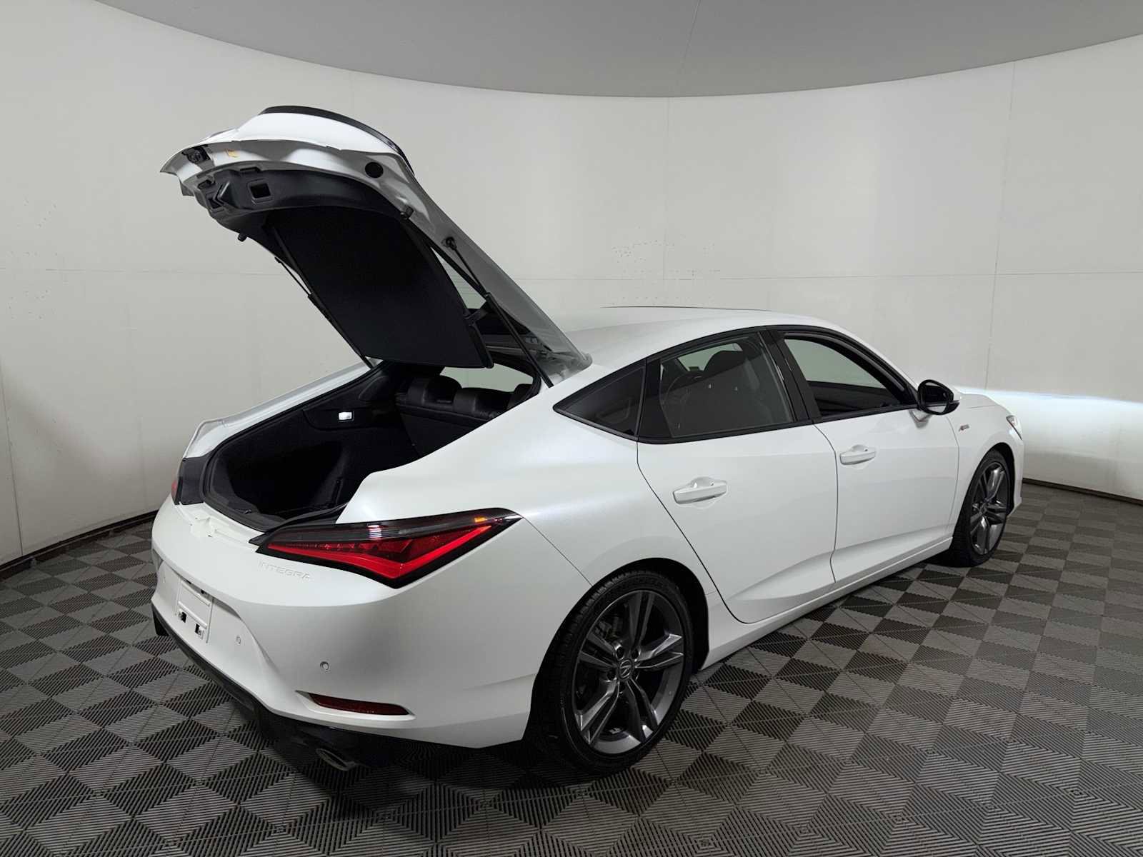 Used 2023 Acura Integra A-Spec image 22