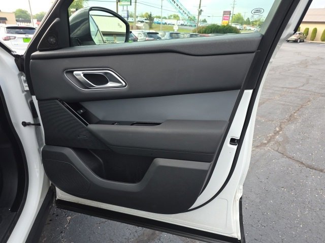 Used 2024 Land Rover Range Rover Velar S image 33