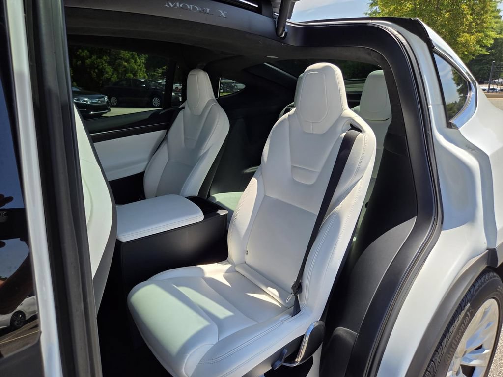 Used 2017 Tesla Model X 75D AWD/4WD image 14
