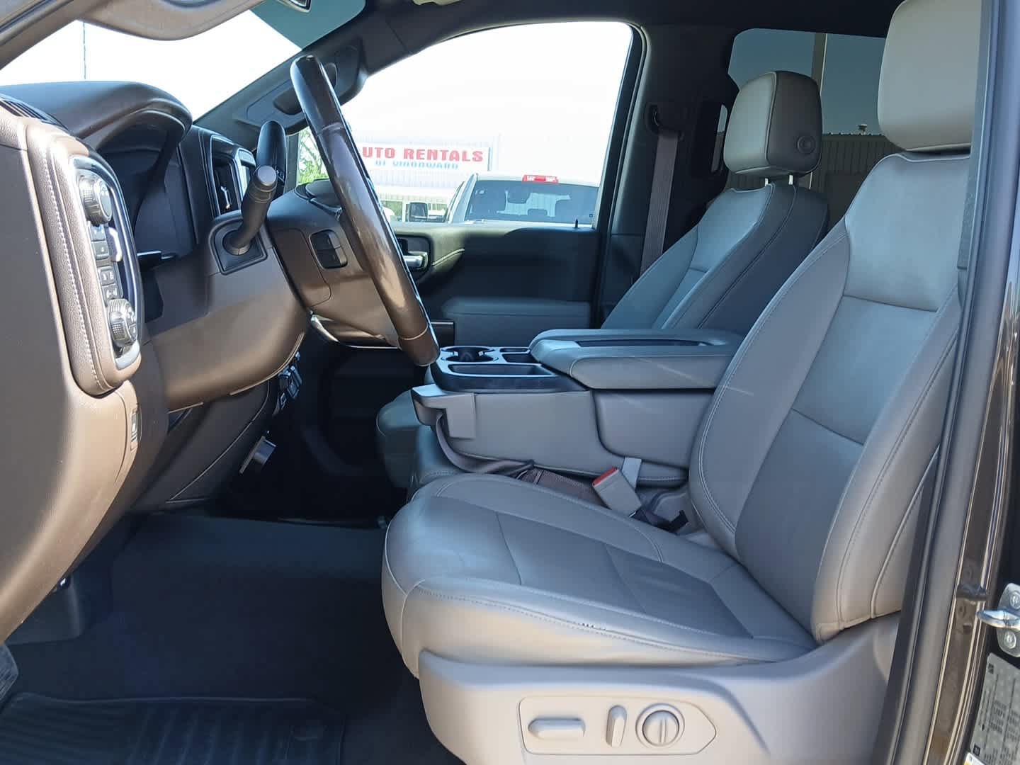 Used 2021 Chevrolet Silverado 2500 LT w/ Convenience Package AWD/4WD image 16