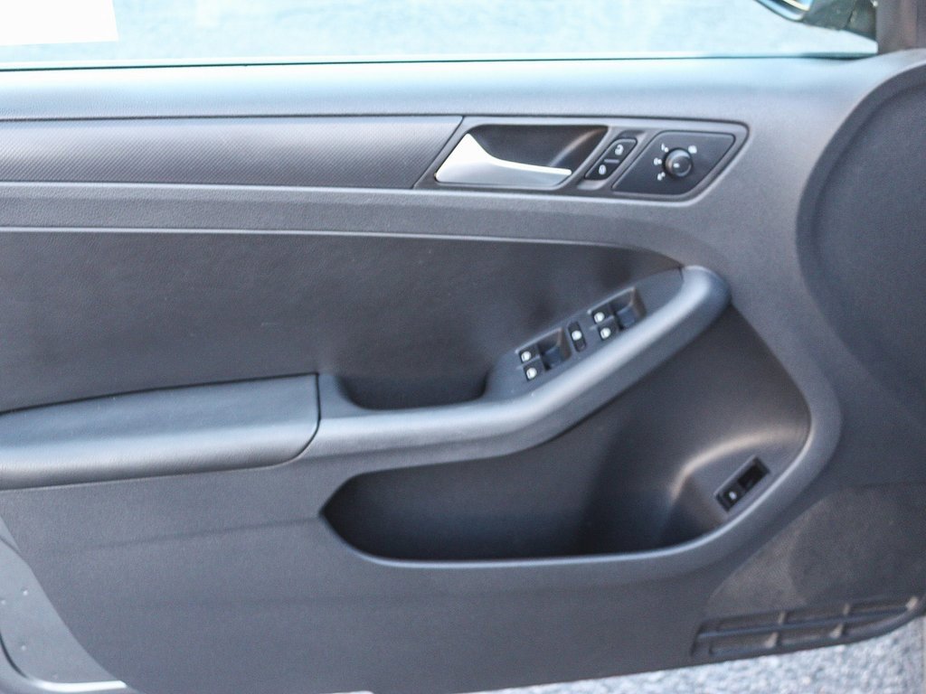 Used 2012 Volkswagen Jetta SE image 22