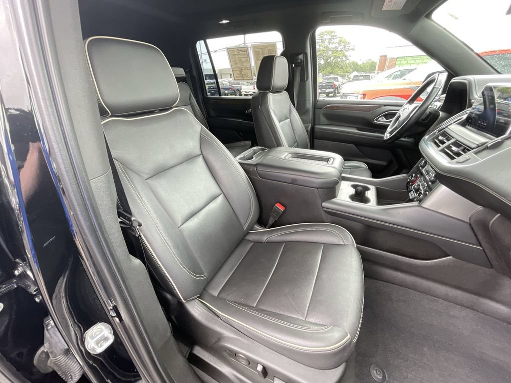 Certified 2021 Chevrolet Suburban Premier w/ Premium Package RWD image 29