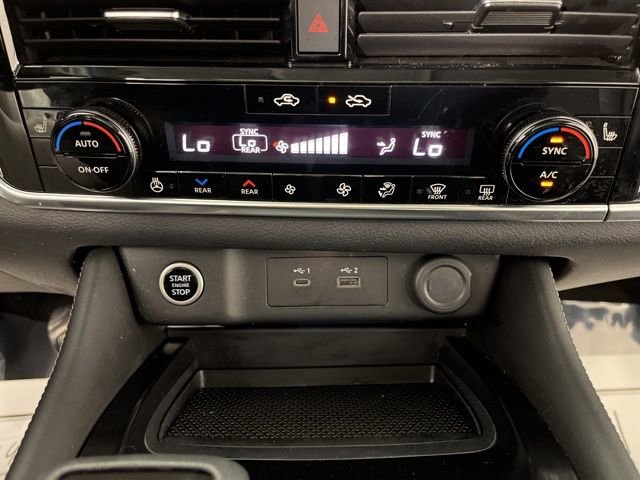 Used 2022 Nissan Rogue SL w/ SL Premium Package image 25