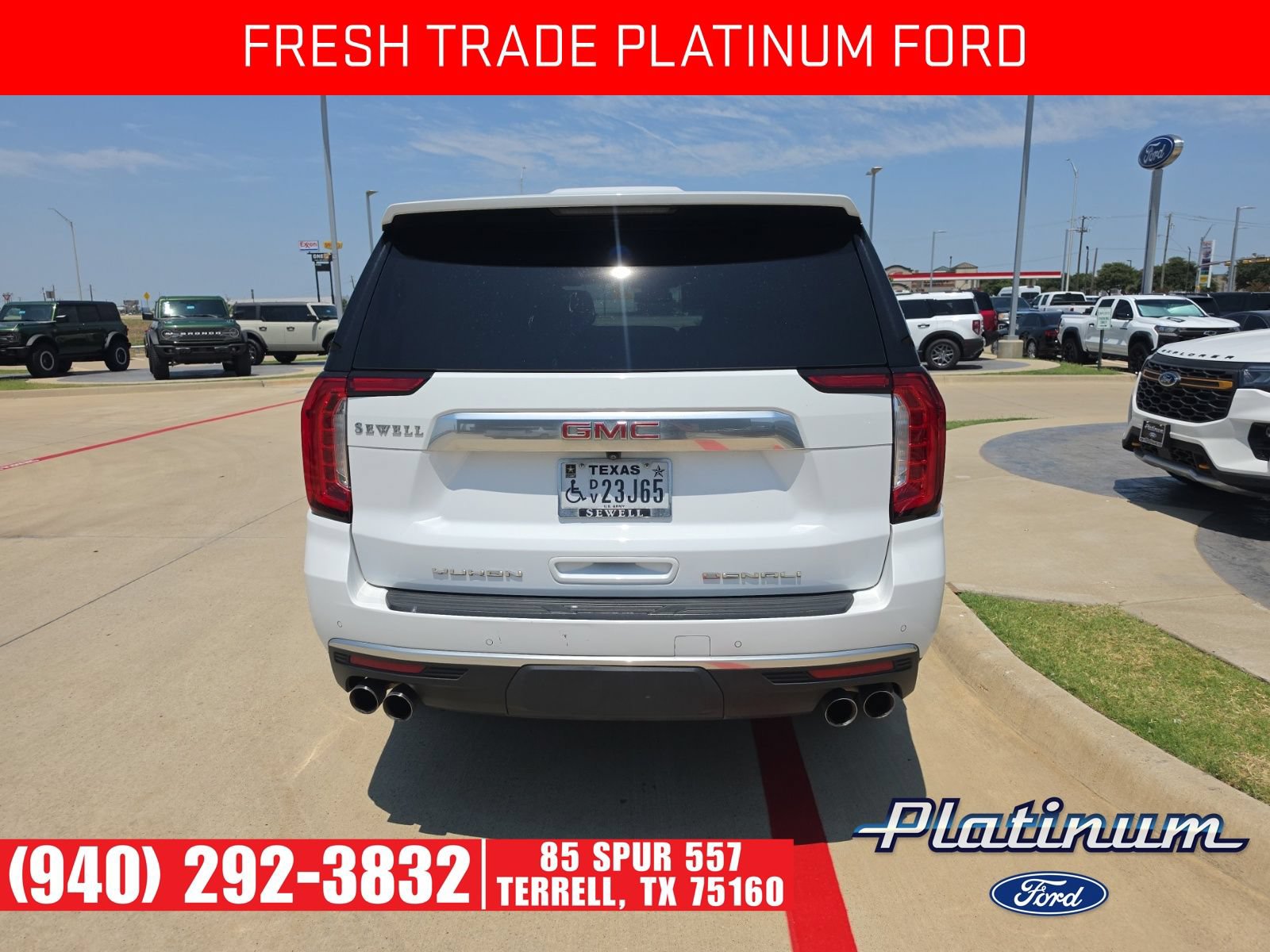 Used 2023 GMC Yukon XL Denali RWD image 6