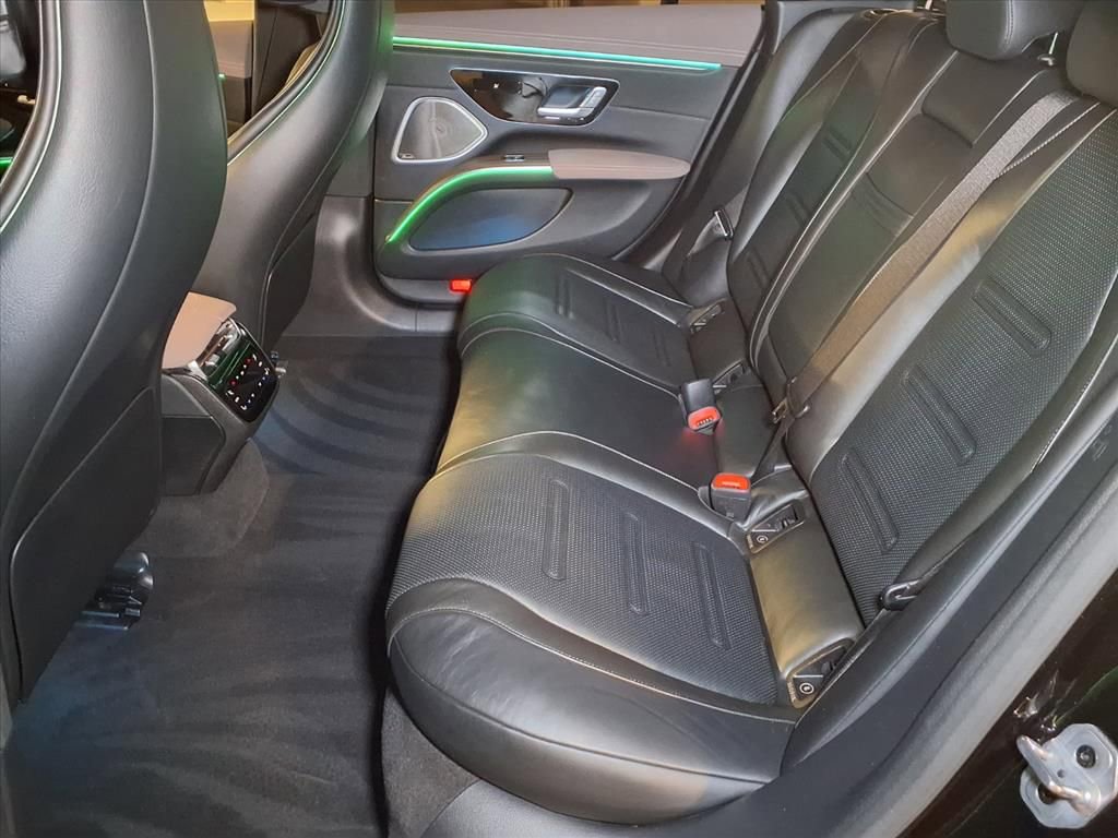 Used 2022 Mercedes-Benz EQS AMG 4MATIC image 17