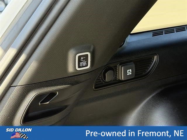 Used 2023 Jeep Grand Cherokee Altitude AWD/4WD image 6