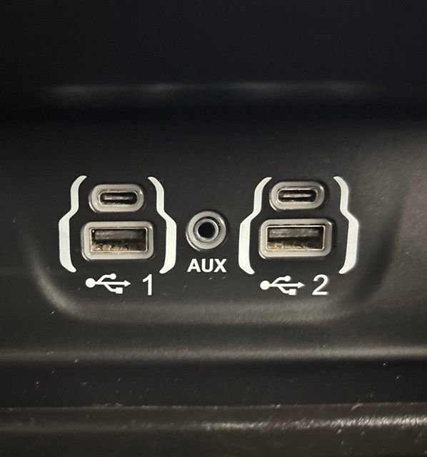 Used 2024 RAM 1500 Laramie RWD image 31