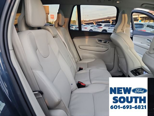 Used 2025 Volvo XC90 B6 Plus w/ Protection Package Premier image 30