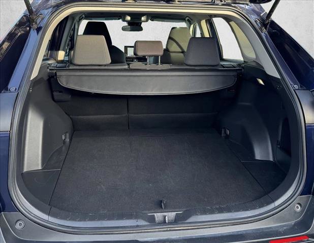 Used 2025 Toyota RAV4 XLE AWD/4WD image 8