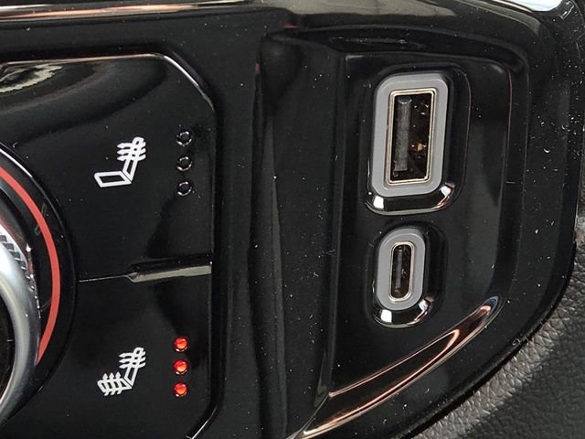 New 2026 GMC Sierra 1500 Elevation image 8