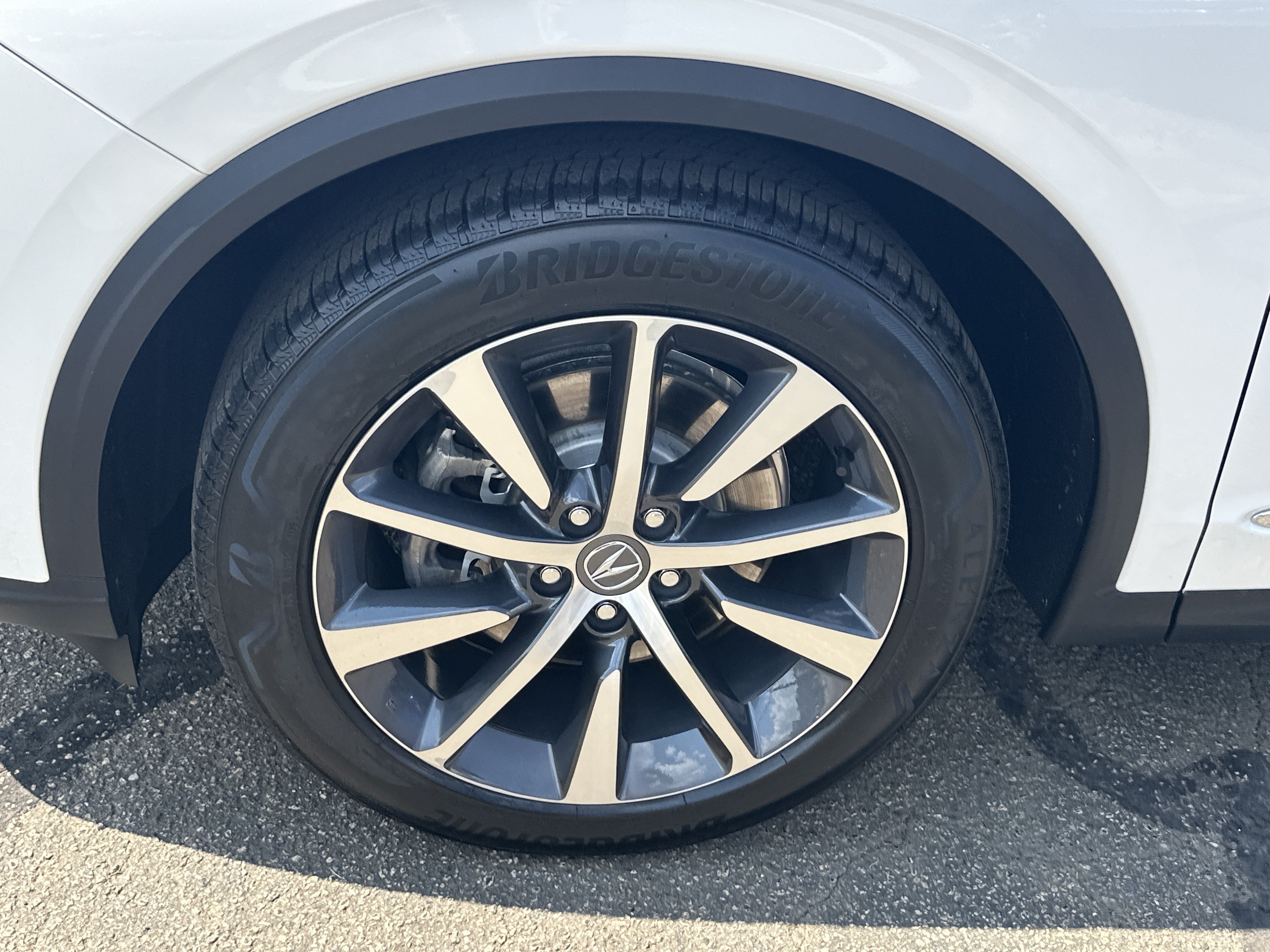 Certified 2026 Acura MDX w/ Technology Package FWD image 11
