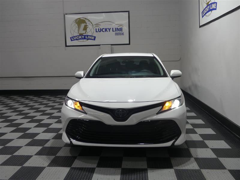 Used 2020 Toyota Camry LE FWD image 2