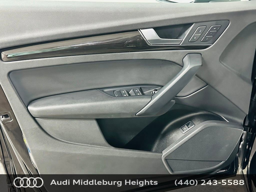 Used 2019 Audi Q5 2.0T Premium w/ Convenience Package image 30
