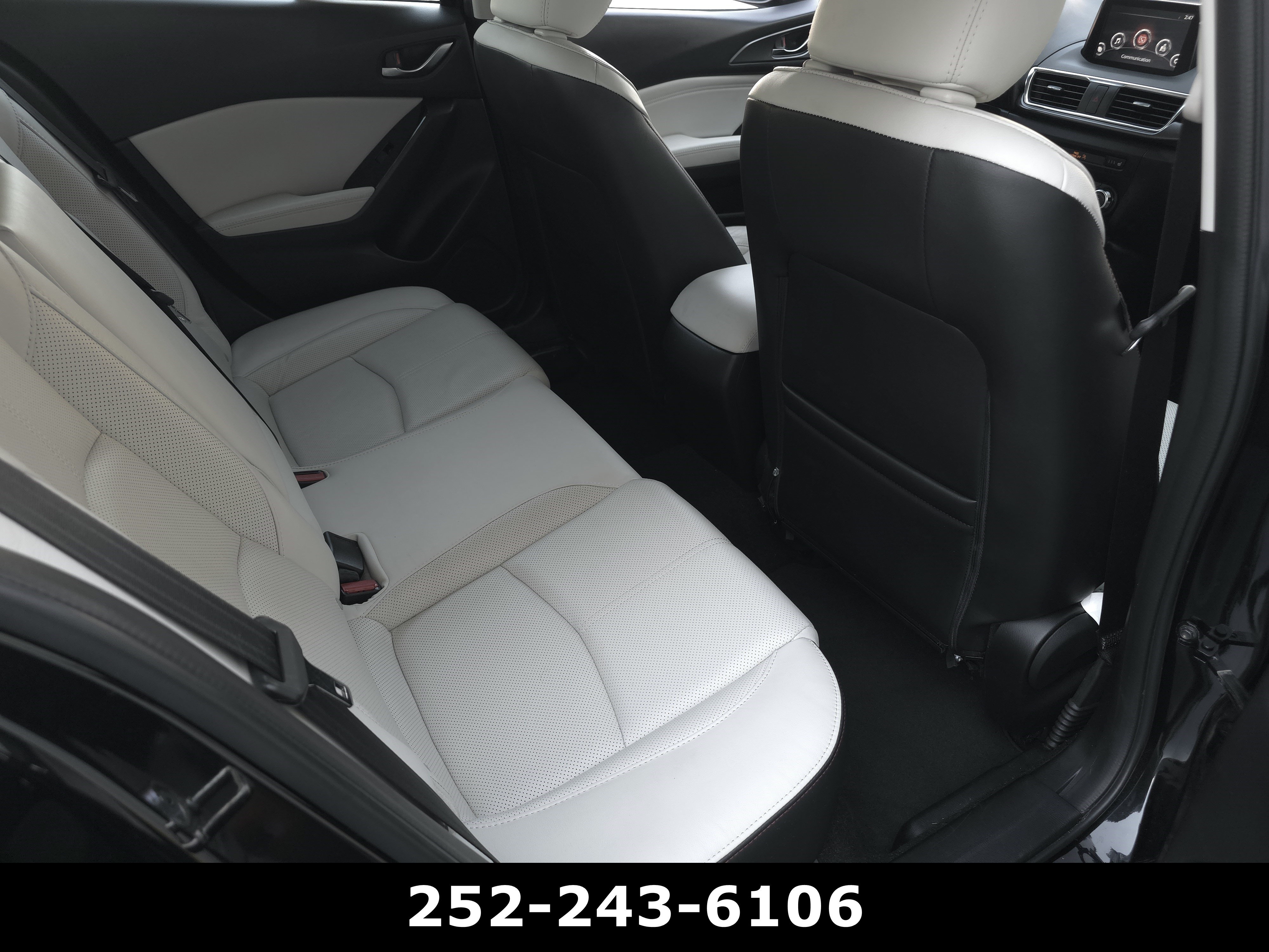 Used 2017 MAZDA MAZDA3 Grand Touring w/ Premium Equipment Package FWD image 38