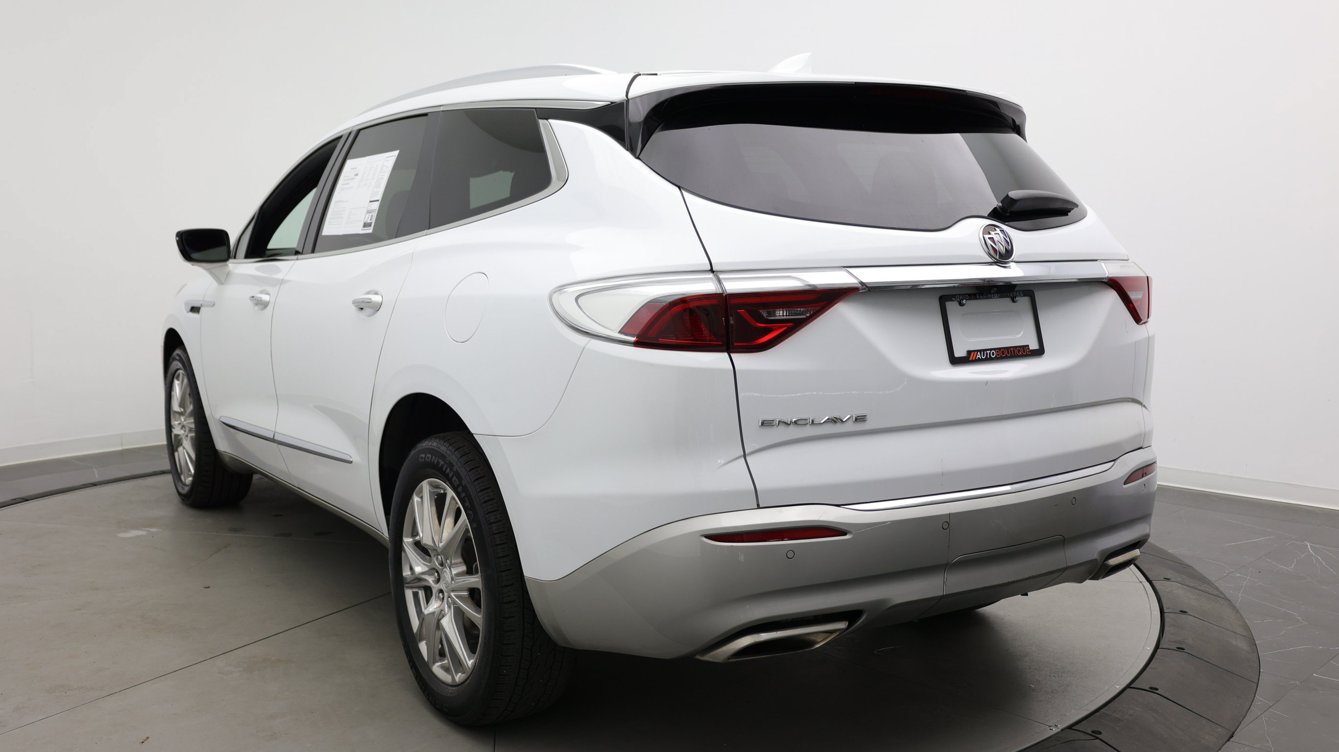 Used 2022 Buick Enclave Premium FWD image 6