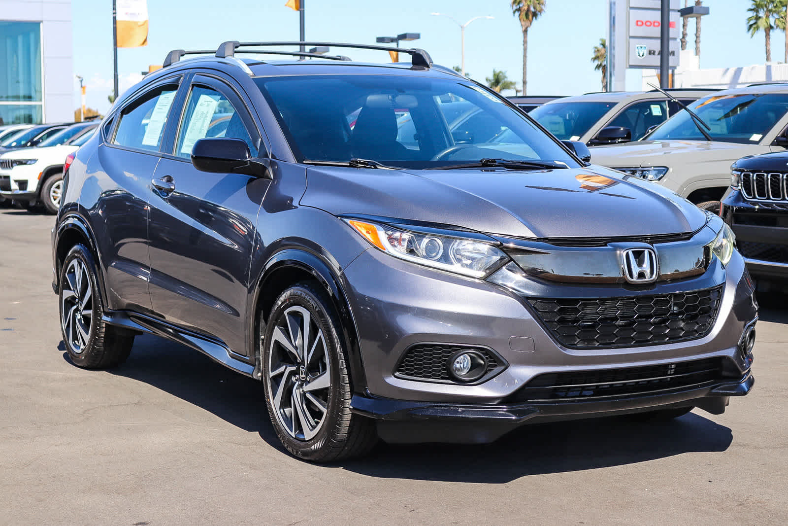 Used 2019 Honda HR-V Sport image 3