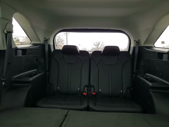 Used 2025 Kia Sorento S w/ Panoramic Sunroof Package image 7