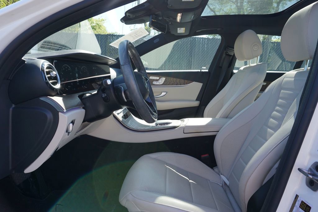 Used 2022 Mercedes-Benz E 350 Sedan image 9