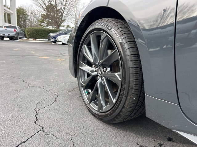 Used 2025 Toyota Corolla SE image 9