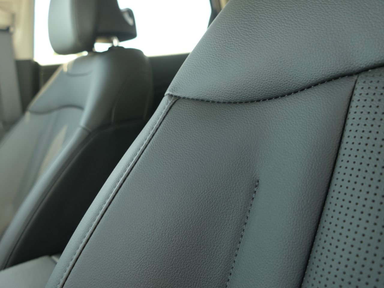 New 2026 Kia Sportage EX image 12