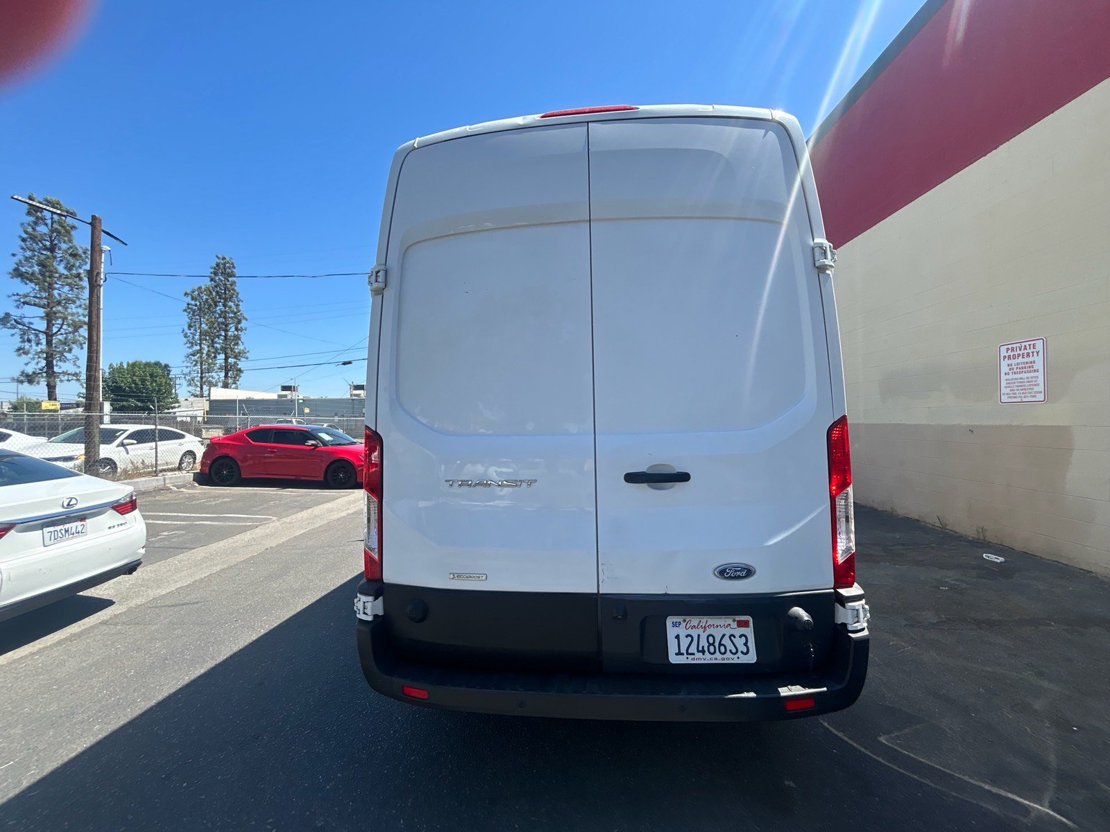 Used 2017 Ford Transit 250 148 High Roof RWD image 4