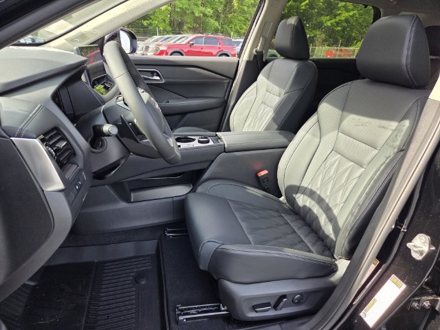 New 2026 Nissan Rogue Platinum w/ Platinum Premium Package AWD/4WD image 9
