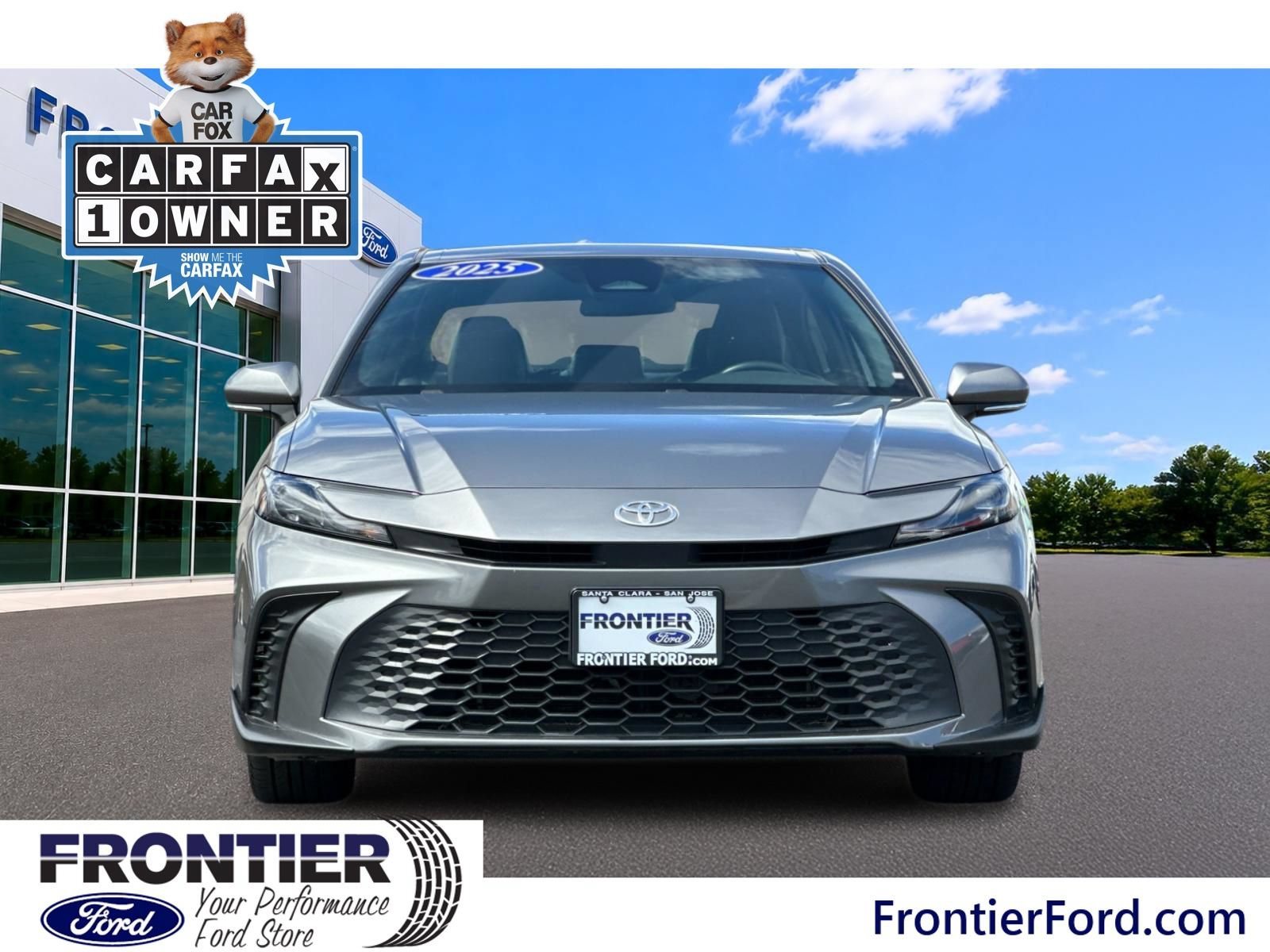 Used 2025 Toyota Camry SE FWD image 10