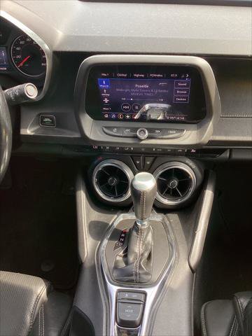 Used 2020 Chevrolet Camaro LT w/ Technology Package RWD image 28