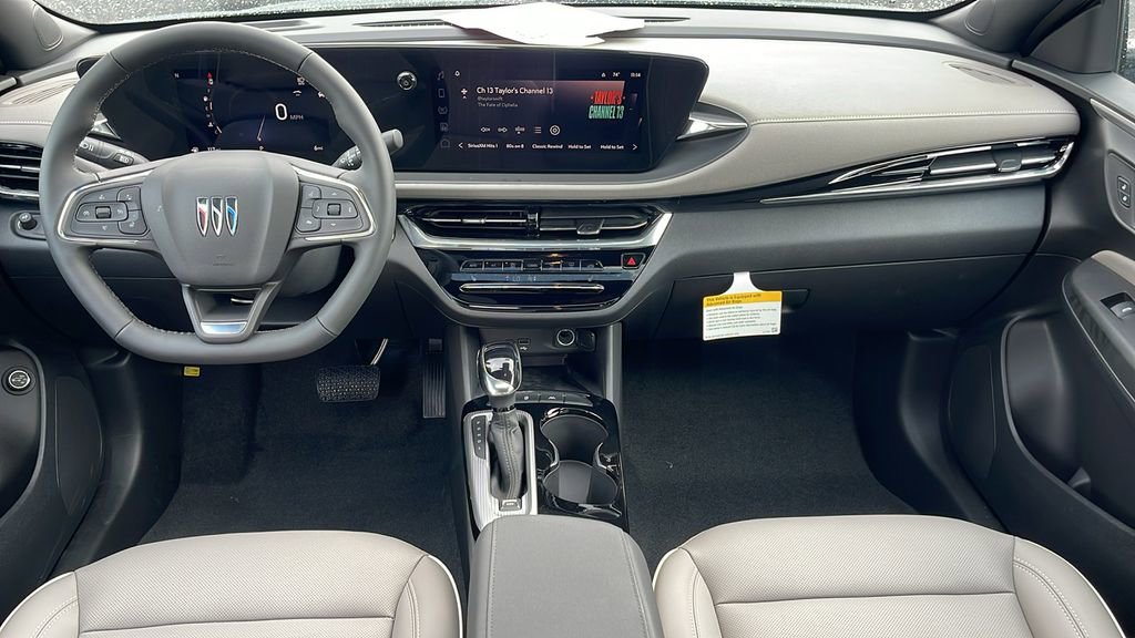 New 2025 Buick Envista Avenir image 16