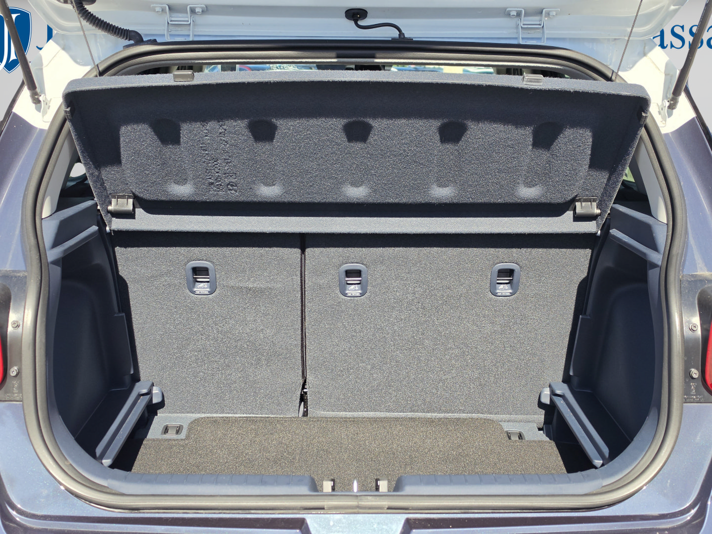 Used 2026 Hyundai Venue SEL FWD image 13