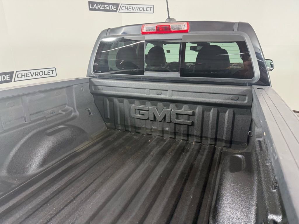 Used 2016 GMC Canyon SLT w/ Driver Alert Package image 18