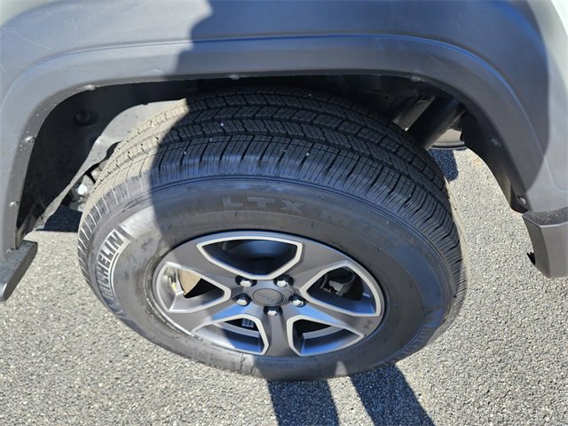 Used 2023 Jeep Wrangler Sport S image 9