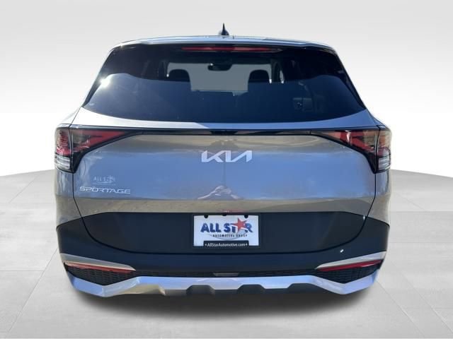 Used 2025 Kia Sportage LX image 7