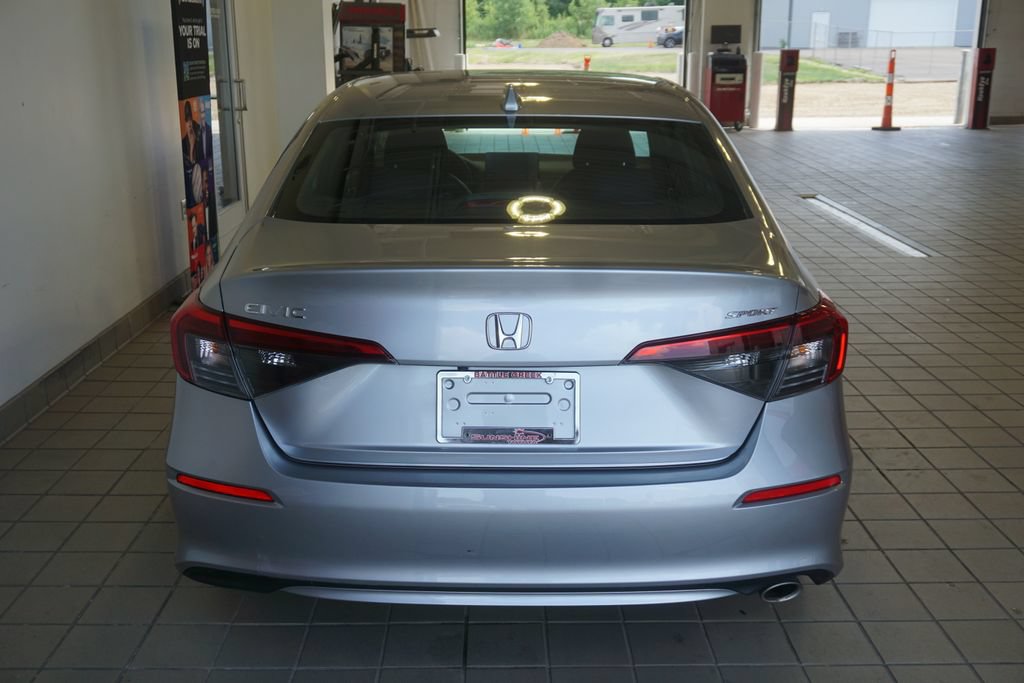 Used 2024 Honda Civic Sport image 13