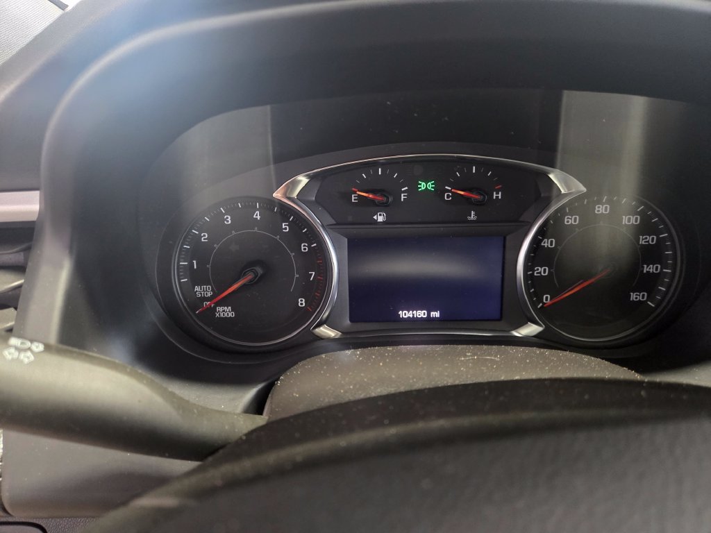 Used 2023 GMC Acadia SLE w/ Driver Convenience Package FWD image 6