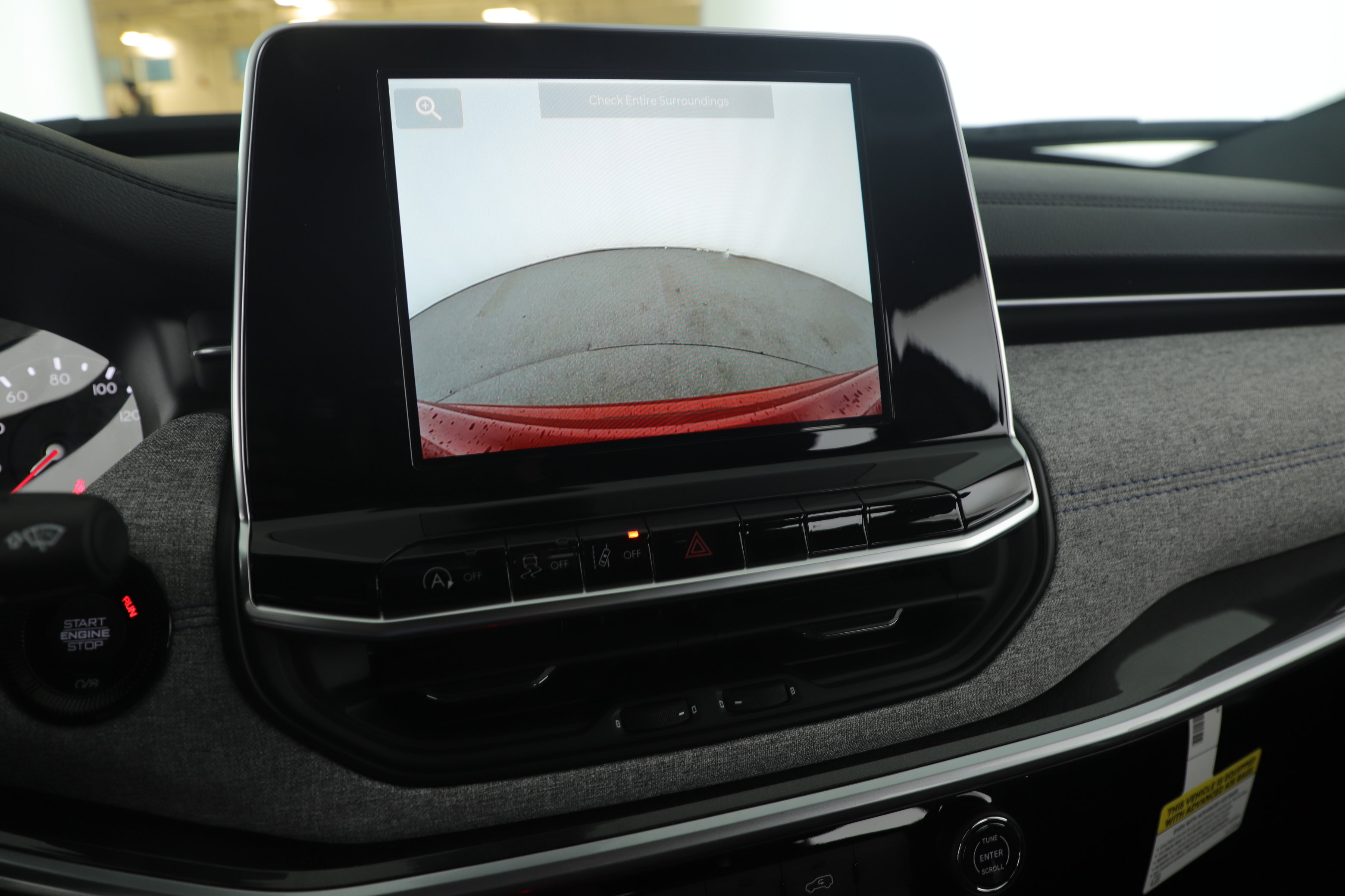 New 2026 Jeep Compass Latitude image 14